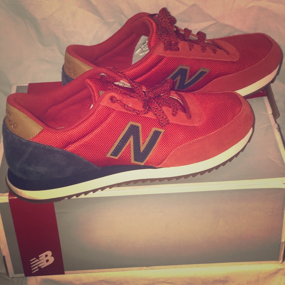 New Balance Men's 501 Outdoor Ripple. Size 10.5